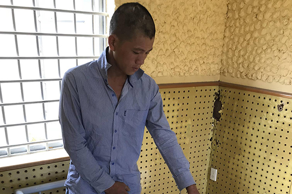 5 cảnh sát uống thuốc phơi nhiễm HIV khi bắt đối tượng cướp