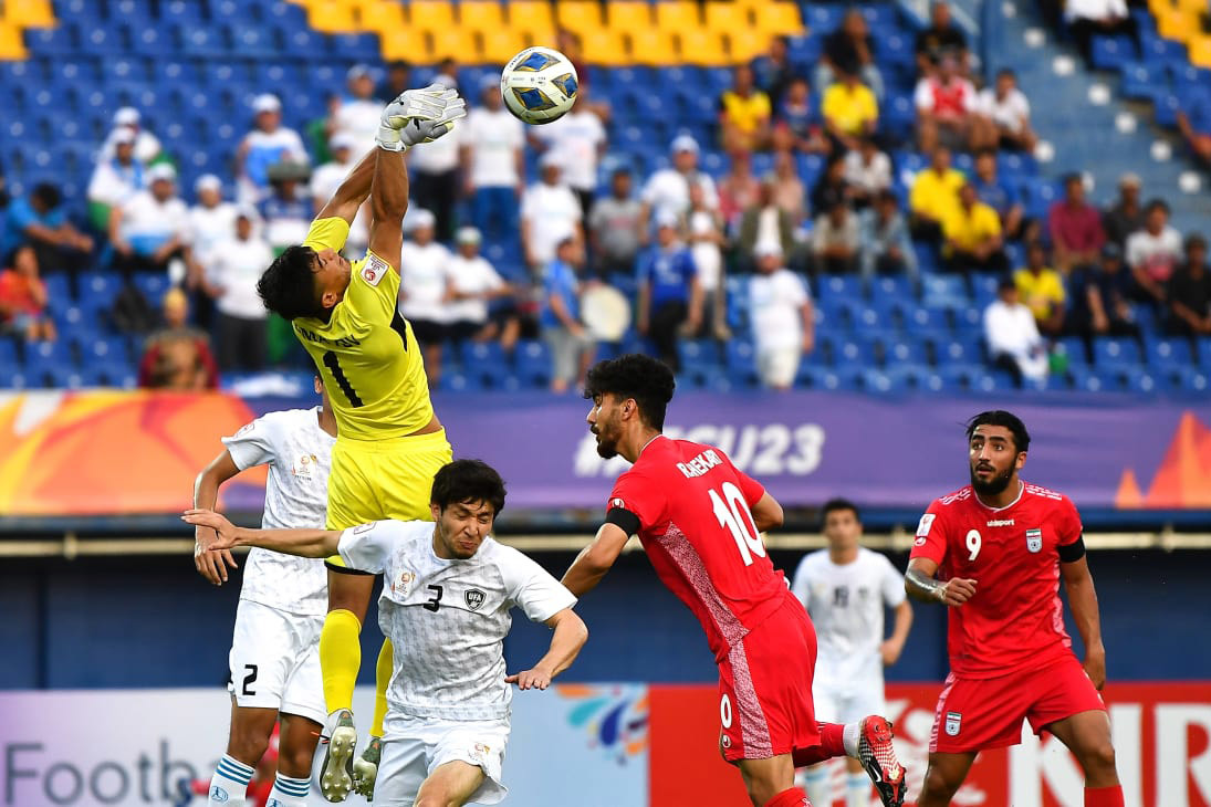 U23 Uzbekistan chia điểm U23 Iran sau màn rượt đuổi