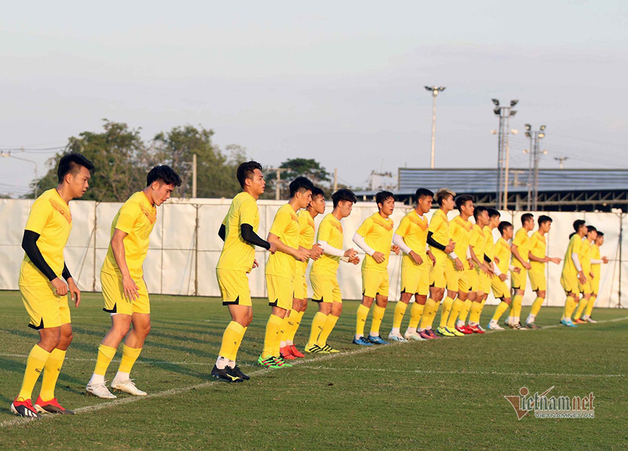 U23 Việt Nam: Quang Hải, Đức Chinh luyện chiêu tủ đấu U23 UAE