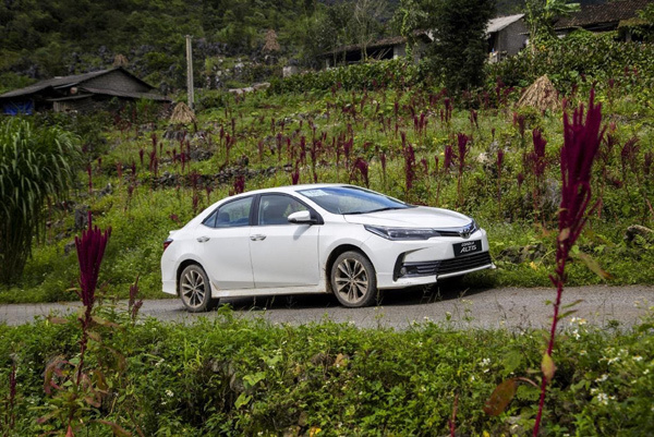 Toyota tràn ngập khuyến mại đón Tết