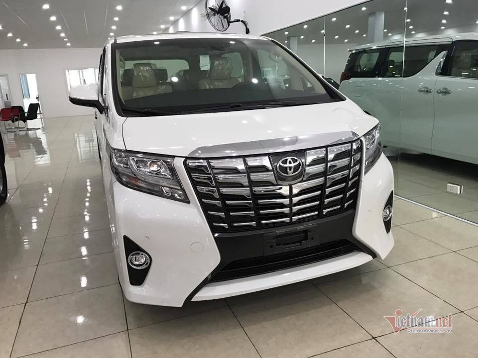 10 xe bán ế nhất năm 2019, xe sang tiền tỷ Toyota Alpha đội sổ