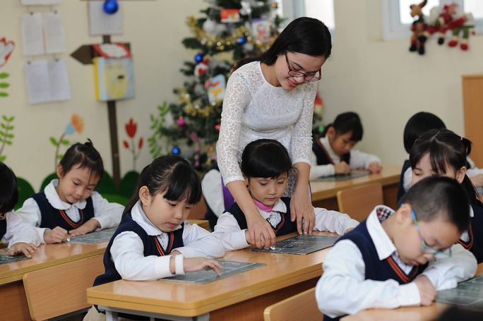 Biên chế suốt đời, phụ cấp thâm niên sẽ không còn tồn tại