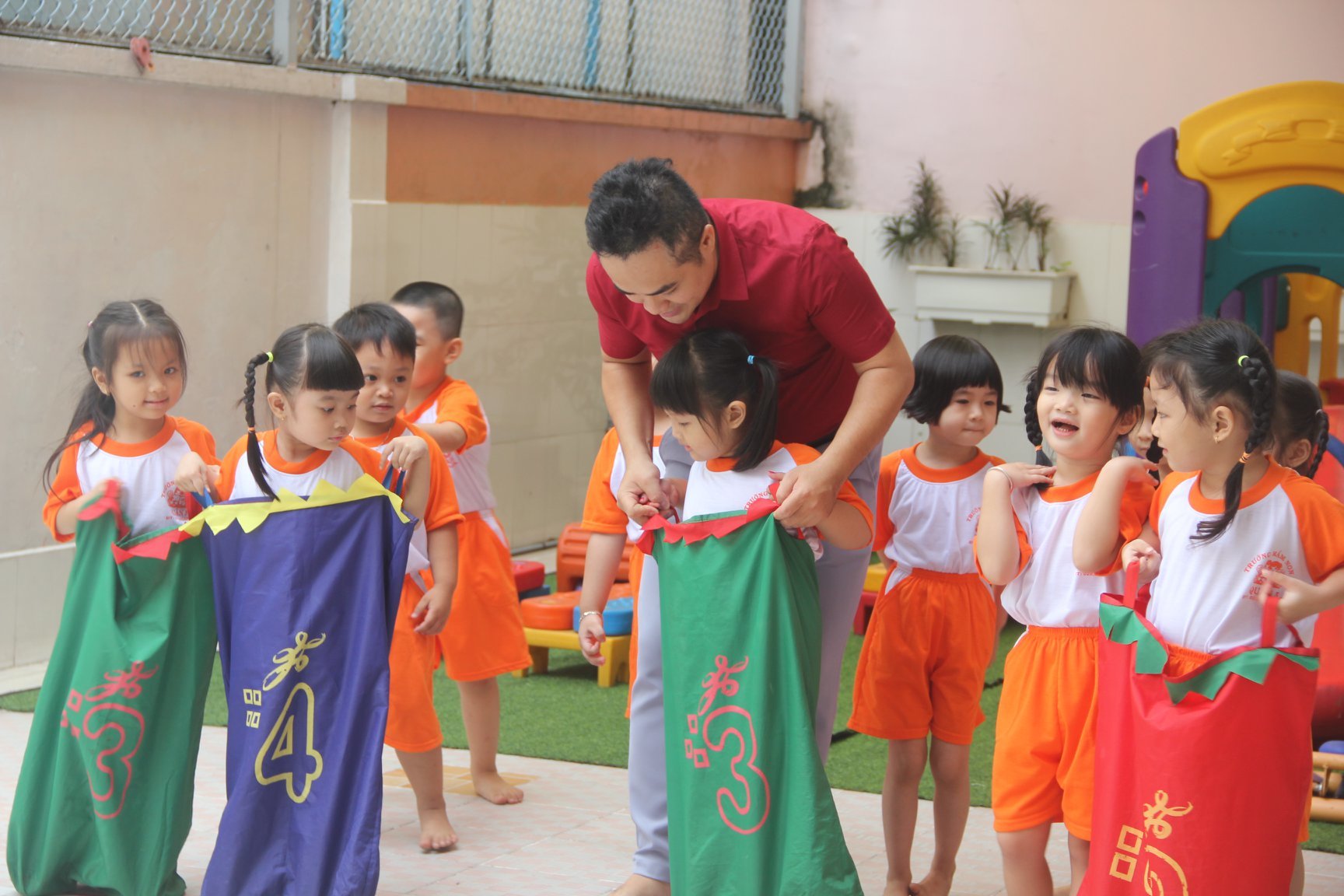 Khi mẹ hiền là nam giới