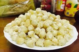 Vietnamese food: Sugar-coated lotus seed