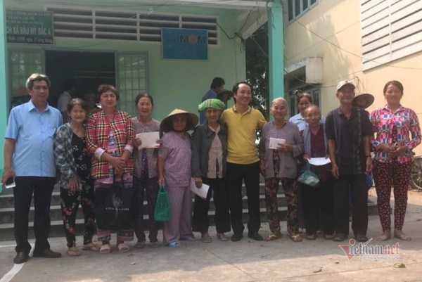 Mang Xuân ấm đến bà con nghèo xã Hậu Mỹ Bắc A