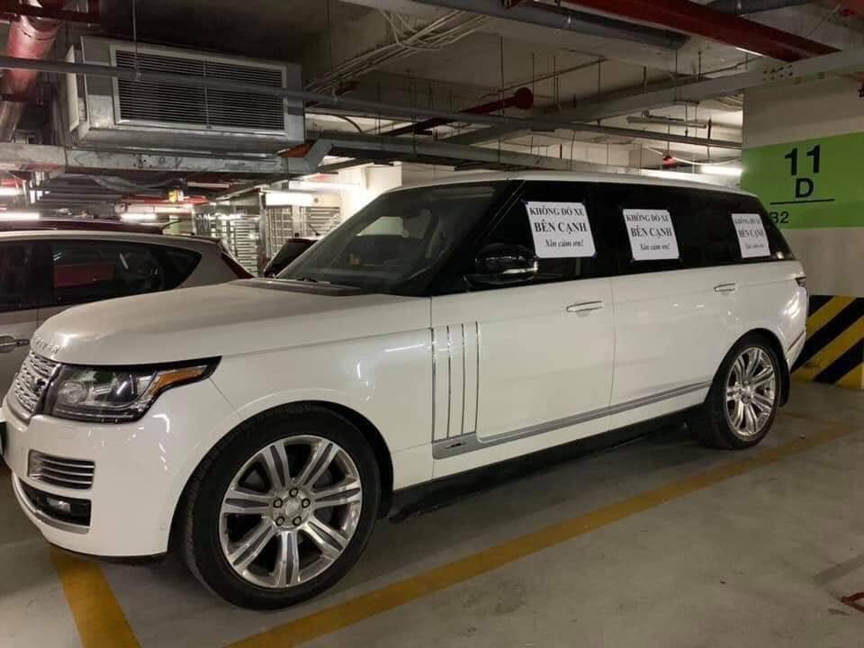 Chủ xe Range Rover ở Hà Nội bị 