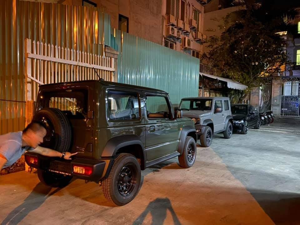 Suzuki Jimny từng gây sốt khi giá hơn 1,1 tỷ lần đầu tiên về Việt Nam