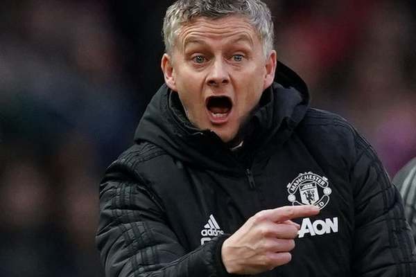 MU mất 5 triệu bảng sa thải Solskjaer, Milan mua Matic