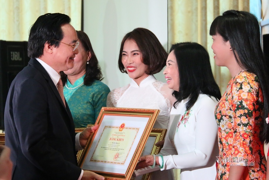 Tôn vinh 127 giáo viên mầm non