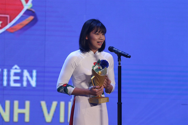 Swimmers Vien, Hoang are best athletes of 2019