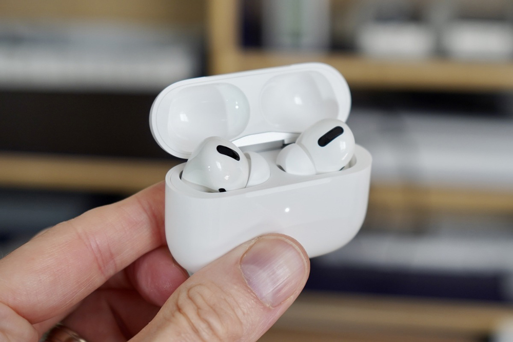 Cách kiểm tra phiên bản phần mềm của AirPods và AirPods Pro