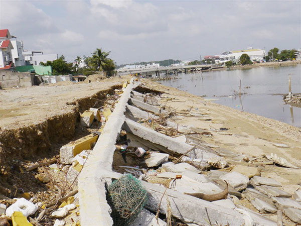 Construction company has to pay for embankment collapse