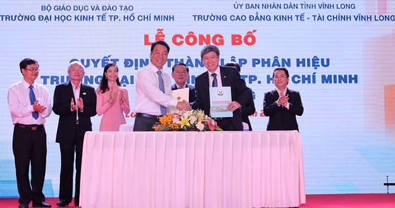 Mergers of universities, junior colleges kicks off in Vietnam