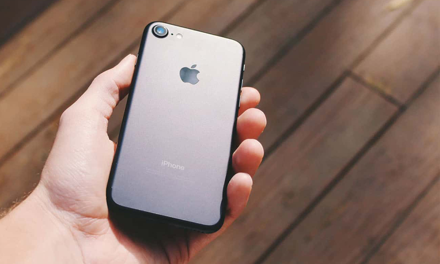 Lý do Apple muốn ra mắt iPhone 9 giá rẻ sớm