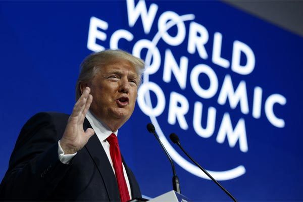 Mỹ 'nóng' chuyện luận tội, ông Trump đăng đàn Davos phản bác 'dự báo tận thế'