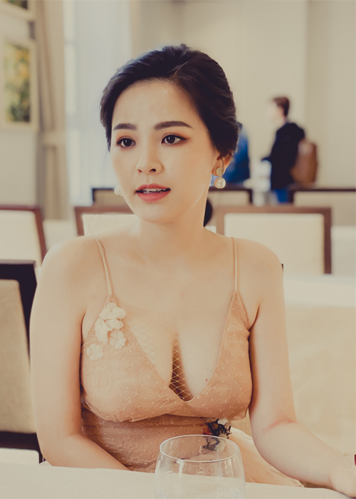 Ngoài Phi Huyền Trang nhóm Mì gõ còn một hot girl vô cùng nóng bỏng   Người đẹp  Việt Giải Trí