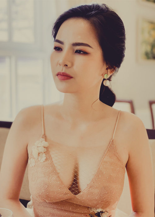 Hot girl Mỳ gõ Phi Huyền Trang lộ clip sex khỏa thân khoe hàng 18
