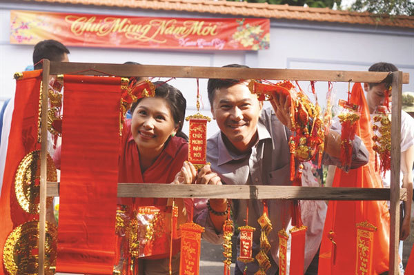 New TV shows on women and family values air during Tet