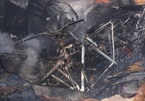 Cháy nhà kho ngày 29 Tết, xe máy, thiết bị xây dựng thành tro