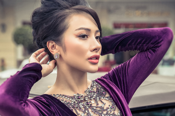 Yaya Trương Nhi hoá quý cô sang trọng, quý phái với áo dài cách tân