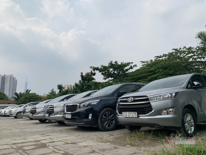 Thuê xe tự lái ngày Tết: 