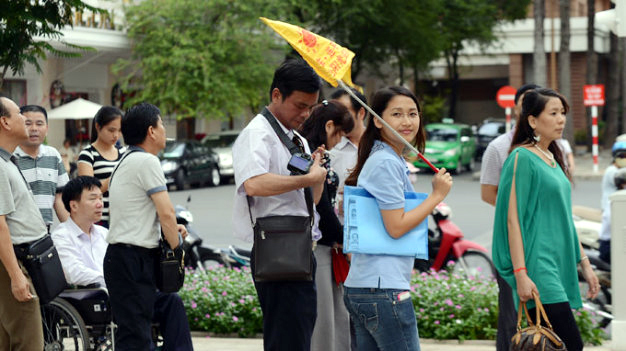 Cấm đưa khách du lịch đến vùng nguy cơ lây virus Corona