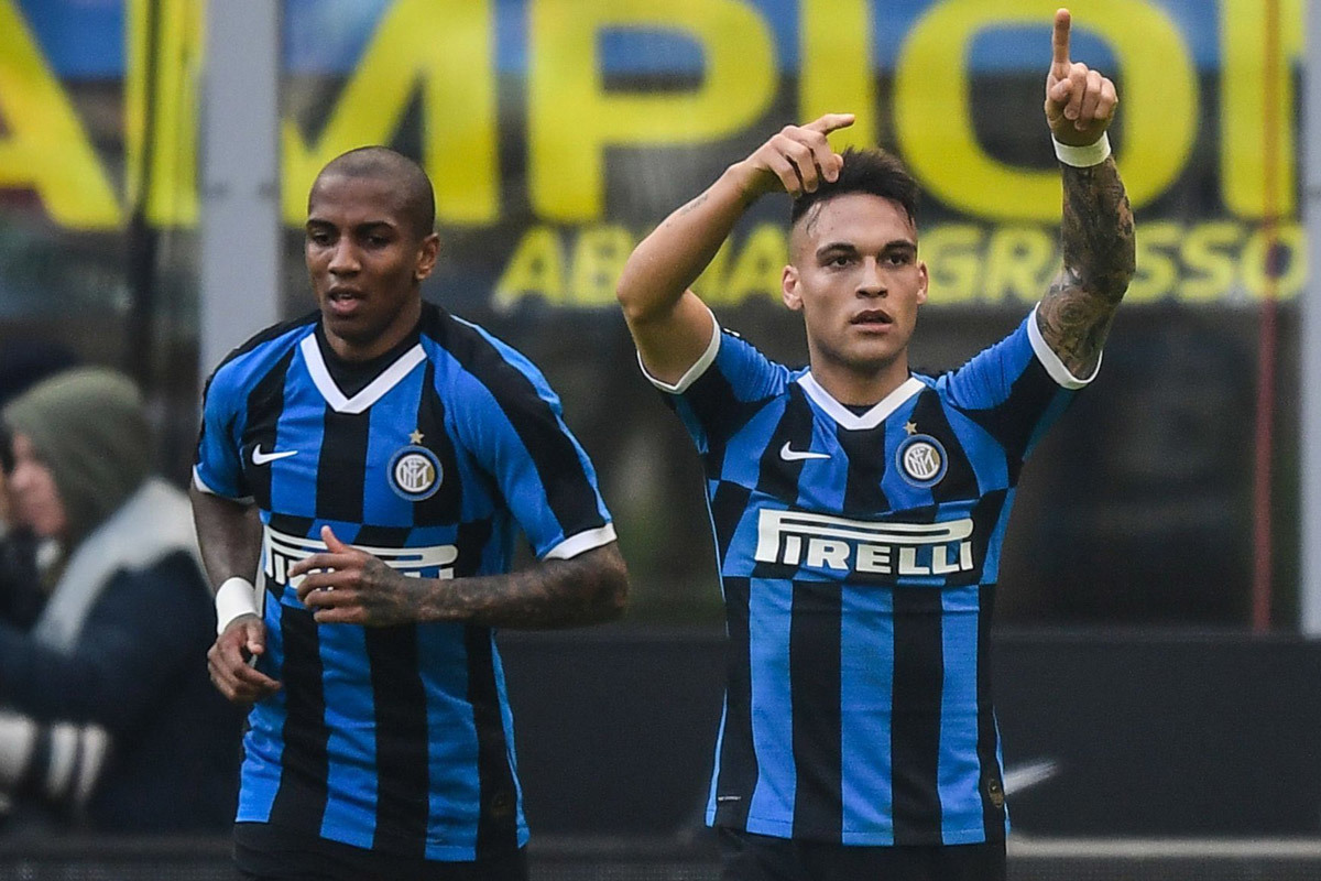 Ashley Young ra mắt ấn tượng, Inter vẫn bị cầm hòa