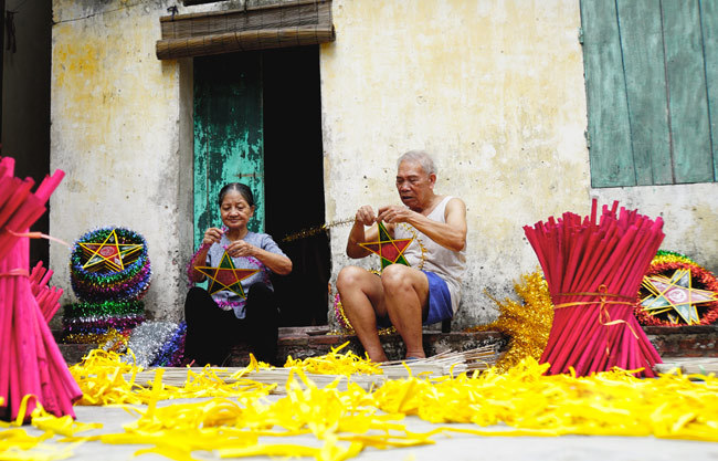 Làng chiêm trũng, đàn ông không biết cày, đàn bà không biết cấy