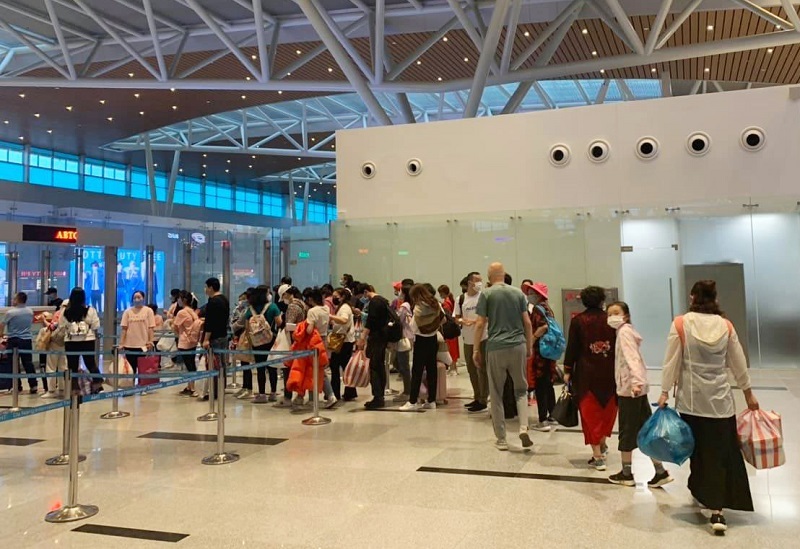 166 du khách Vũ Hán cuối cùng đã lên máy bay rời Đà Nẵng
