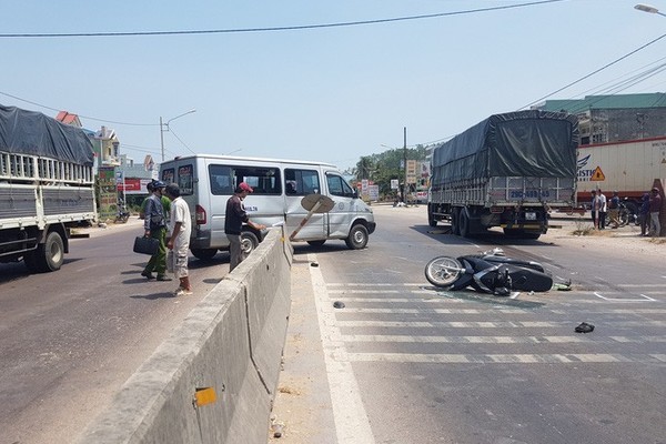 Truy tìm kẻ tông chết người trên quốc lộ 1 rồi bỏ trốn