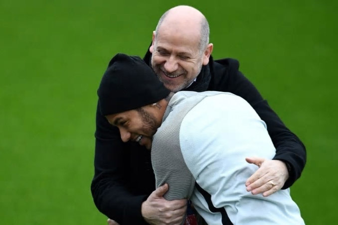 MU chọn đạo diễn vụ Neymar làm giám đốc thể thao