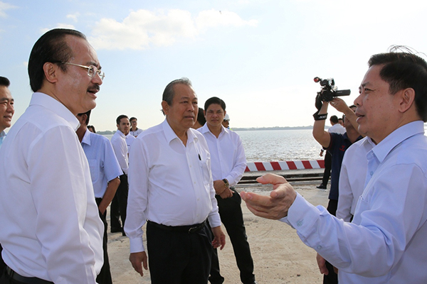 Phó Thủ tướng Trương Hoà Bình thăm cảng quốc tế Long An