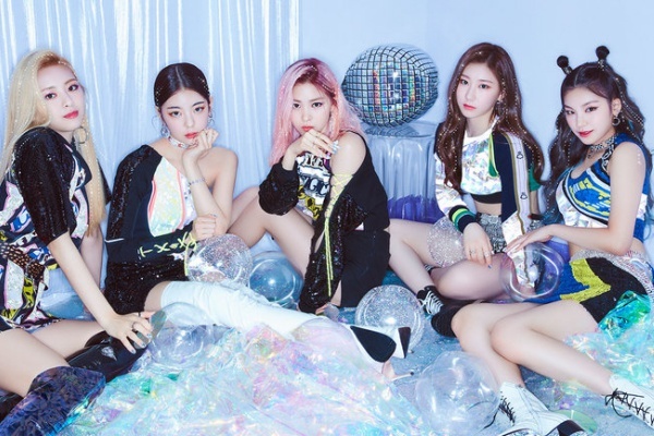 JYP Entertainment xác nhận ITZY chuẩn bị trở lại đường đua K-Pop