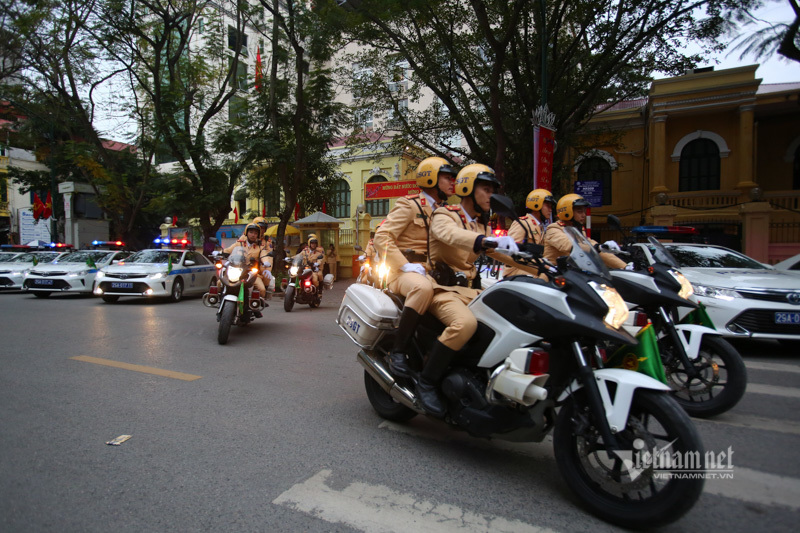 CSGT Hà Nội ra quân đảm bảo trật tự an toàn giao thông 2020