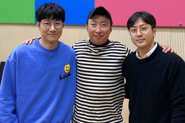 Park Myung Soo chỉ trích các công ty sản xuất mặt nạ y tế tăng giá đột ngột