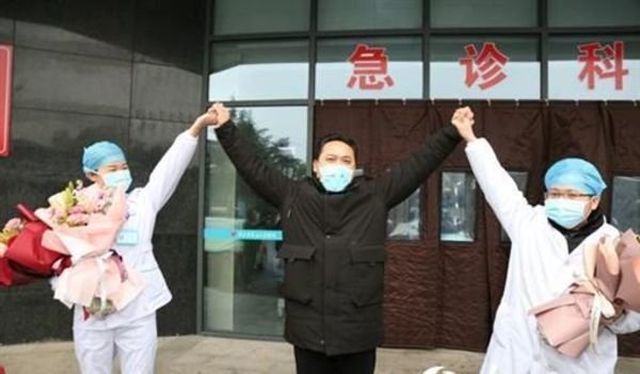 Bệnh nhân viêm phổi Vũ Hán đầu tiên được xuất viện