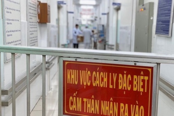 Cách ly Việt kiều Mỹ tạm trú ở quận 3 từng ghé Vũ Hán