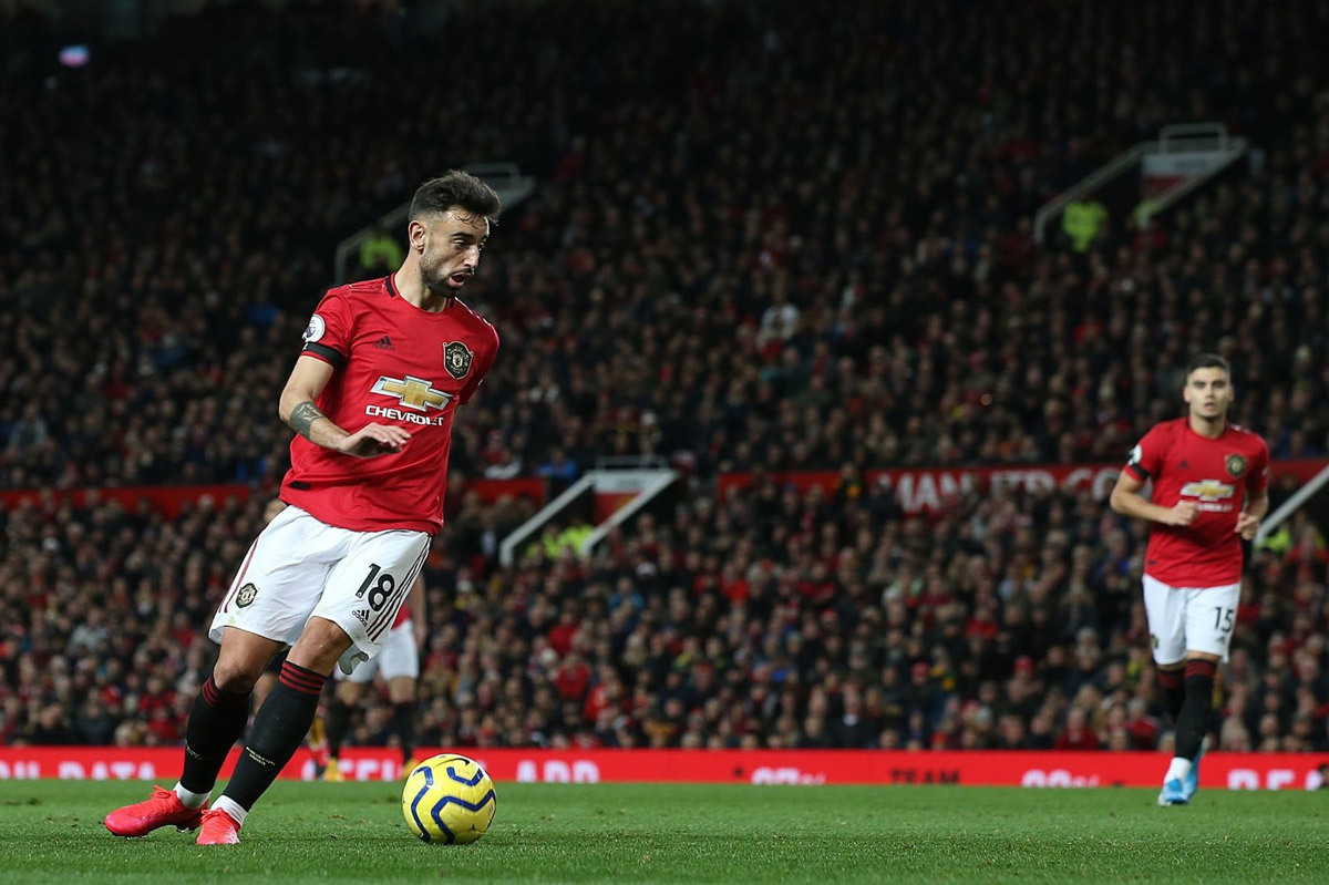 MU hòa thất vọng, Bruno Fernandes lạc nhịp ở Nhà hát