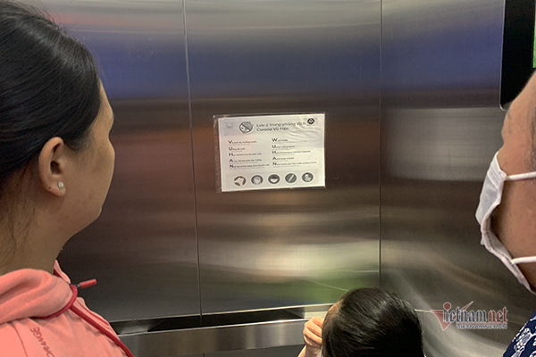 Chung cư thời corona: Khách đến soi thân nhiệt, công viên chục hecta không bóng người