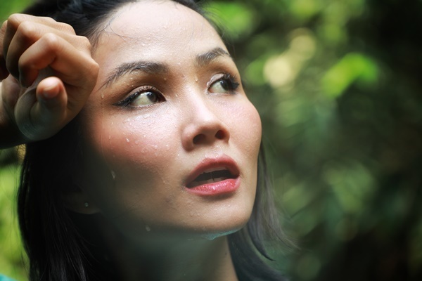 Hoa hậu H'Hen Niê và hành trình thám hiểm hang Sơn Đoòng