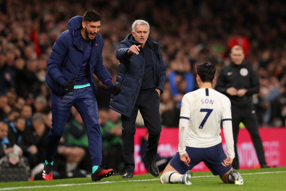 Tottenham chiến thắng, Mourinho khiến MU tiếc nuối