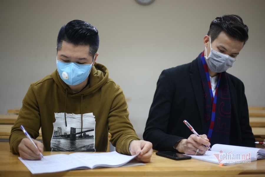 Trường y điều chỉnh nội dung học, nhiều trường cho sinh viên học online