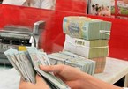 Global volatilities cause Vietnamese currency to depreciate