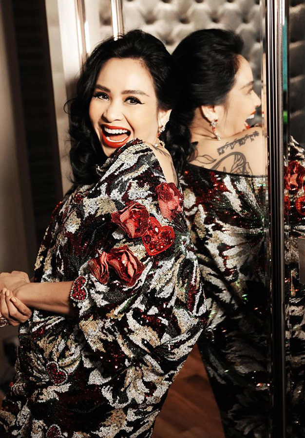 5 nữ ca sĩ Việt có khuôn mặt đẹp càng ngắm càng mê