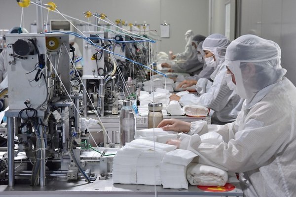 Nguyên nhân khiến Trung Quốc thiếu hụt khẩu trang y tế