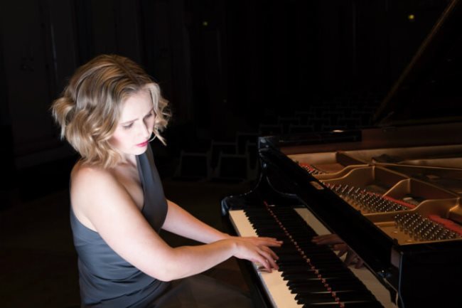 German pianist to perform at Hanoi Opera House
