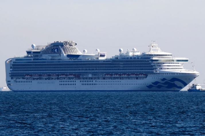 Hàng chục người nhiễm corona trên 'nhà tù nổi' ngoài khơi Nhật Bản