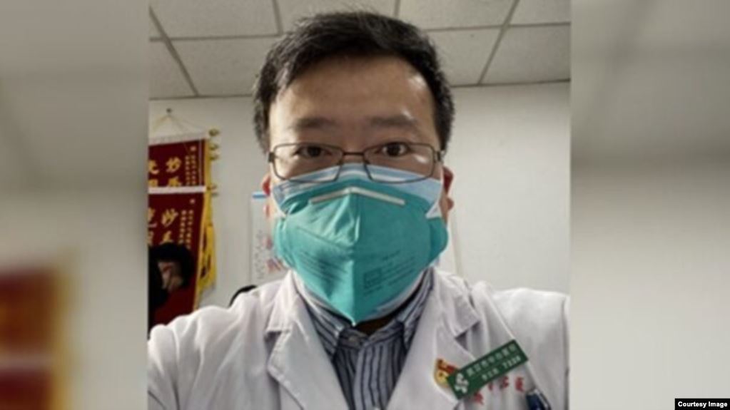 Trung Quốc tiếc thương 'người hùng cuộc chiến viêm phổi' qua đời