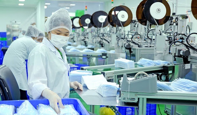 Vietnam sees sharp increase in face mask export revenue
