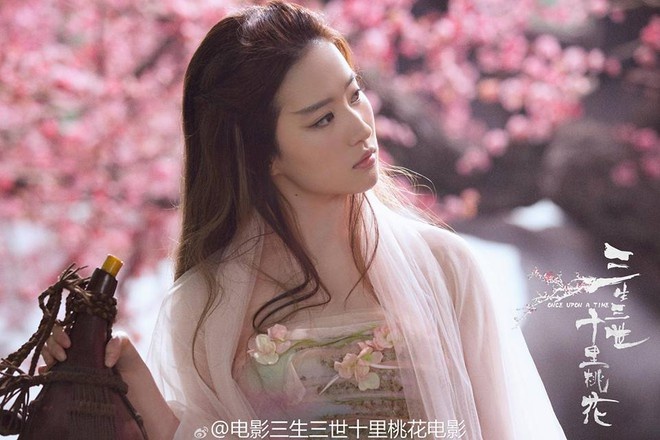 Cảnh Điềm và loạt mỹ nhân Hoa ngữ bị gán mác 'thuốc độc phòng vé'